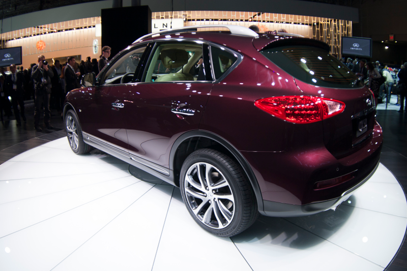 Illustration for article titled The New Infiniti Station Wagon Is Now More Station Wagon-ey